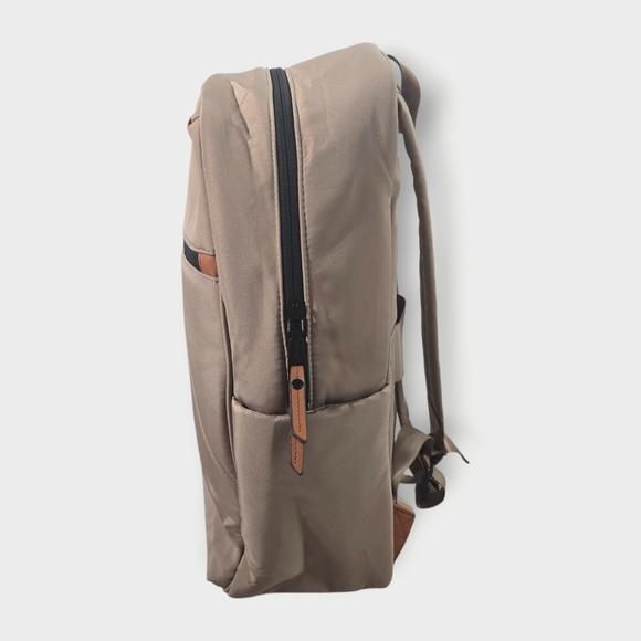 Joan & David 18" HIGH-DENISTY QUILTED NYLON SPORT WORKBOOK BACKPACK MSRP $198 - Picture 8 of 8